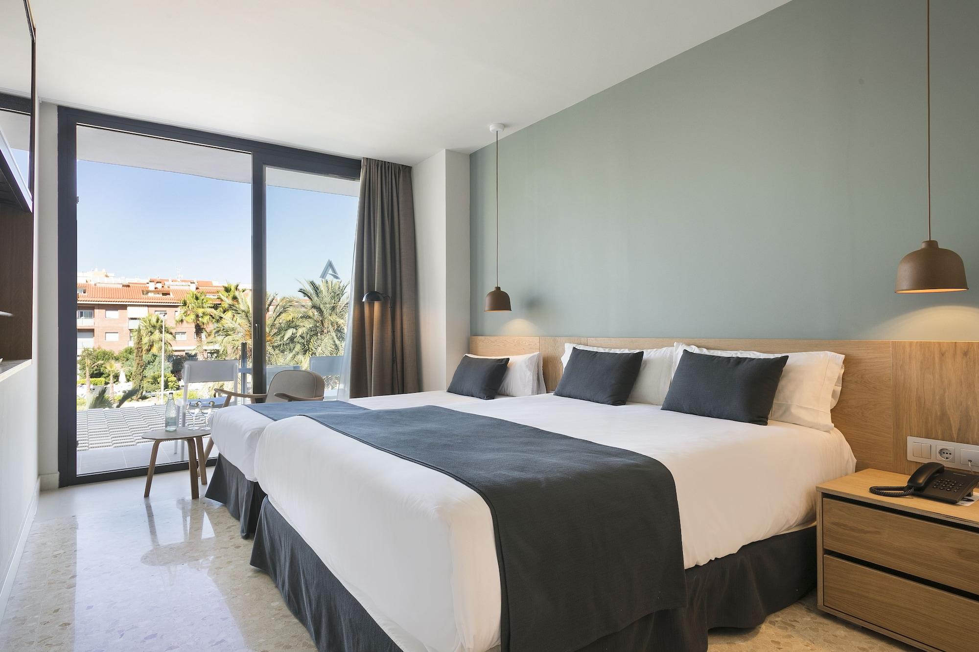 Aqua Hotel Silhouette & Spa - Adults Only Malgrat de Mar Exterior foto